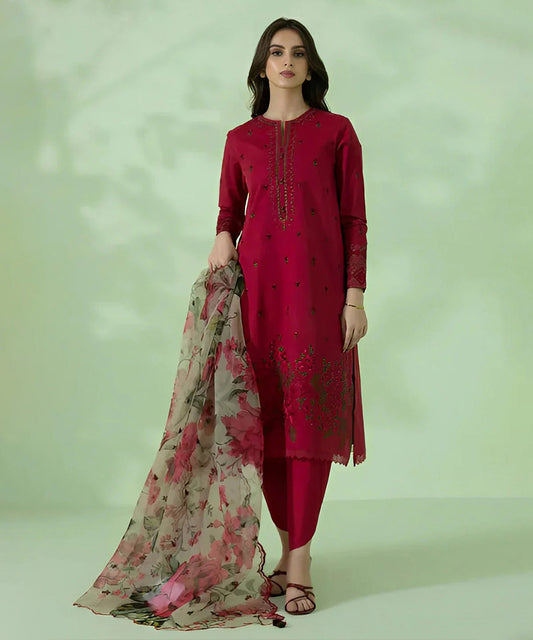 Sapphire 3Pc Lawn Embroidered Shirt With Organza Printed Dupatta-1052