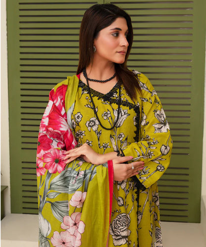 Creation Khaddar 3Pc With Khaddar Printed Shirt & Trouser-902